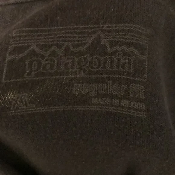 Patagonia Graphic Tee - Picture 3 of 3